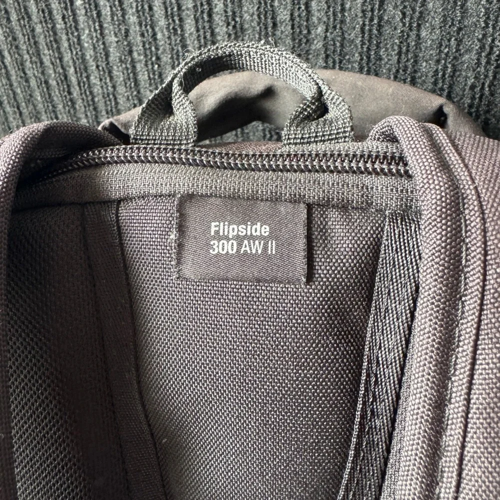 Lowepro Flipside 300 AW II Camera Backpack Black LP37127 - Picture 8 of 12